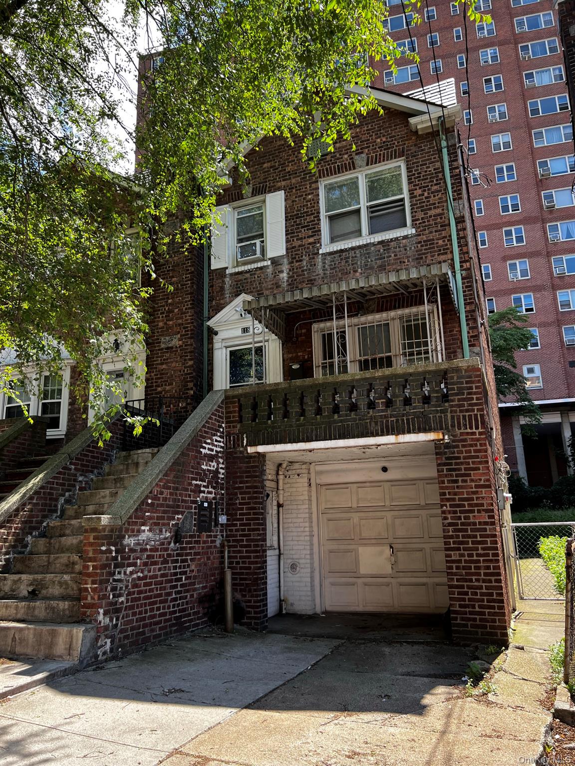 #1 photo, 118 Van Cortlandt Avenue, Bronx , NY 10463