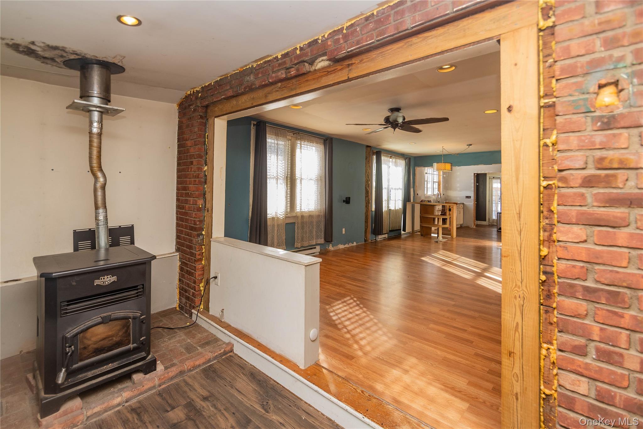 #4 photo, 111 N Pierpont Avenue, Newburgh , NY 12550