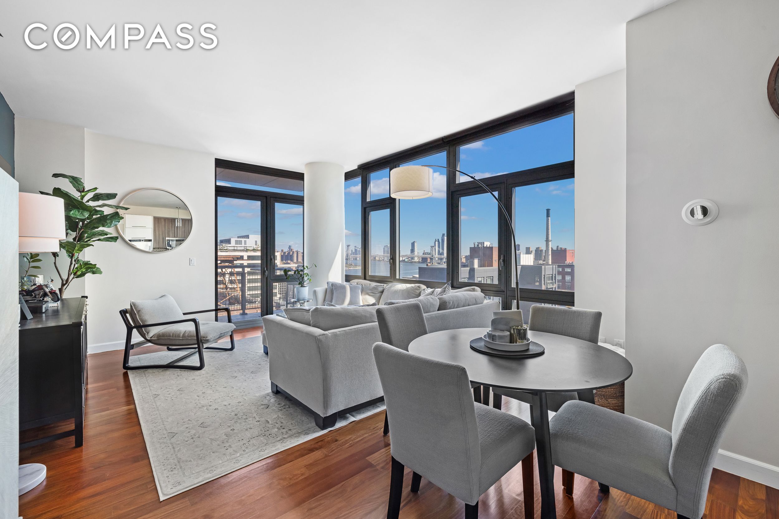 #3 photo, 100 Jay Street, Бруклин ‖ Dumbo , NY 11201