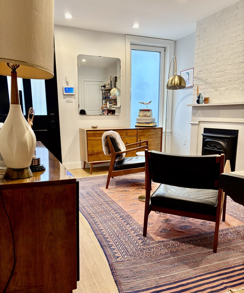 #1 photo, 154 POWERS Street, 威廉斯堡 Williamsburg , NY 11211