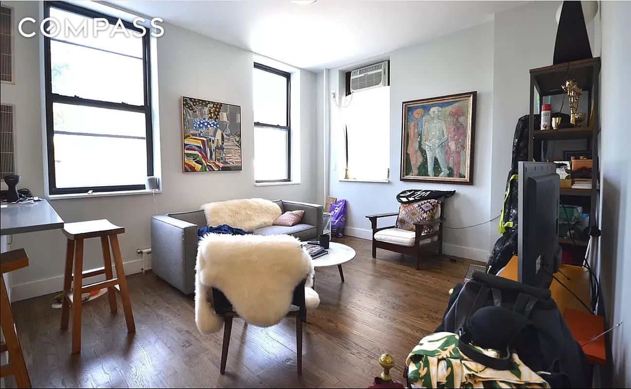 #3 photo, 384 Court Street, Carroll Gardens , NY 11231