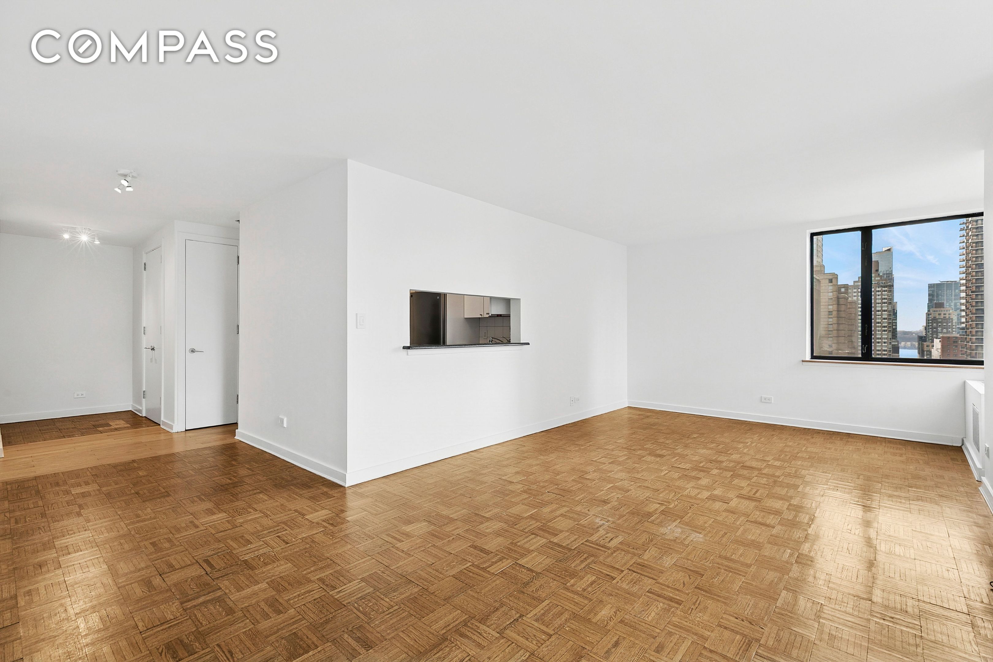 #3 photo, 30 W 61st Street, Upper West Side , NY 10023