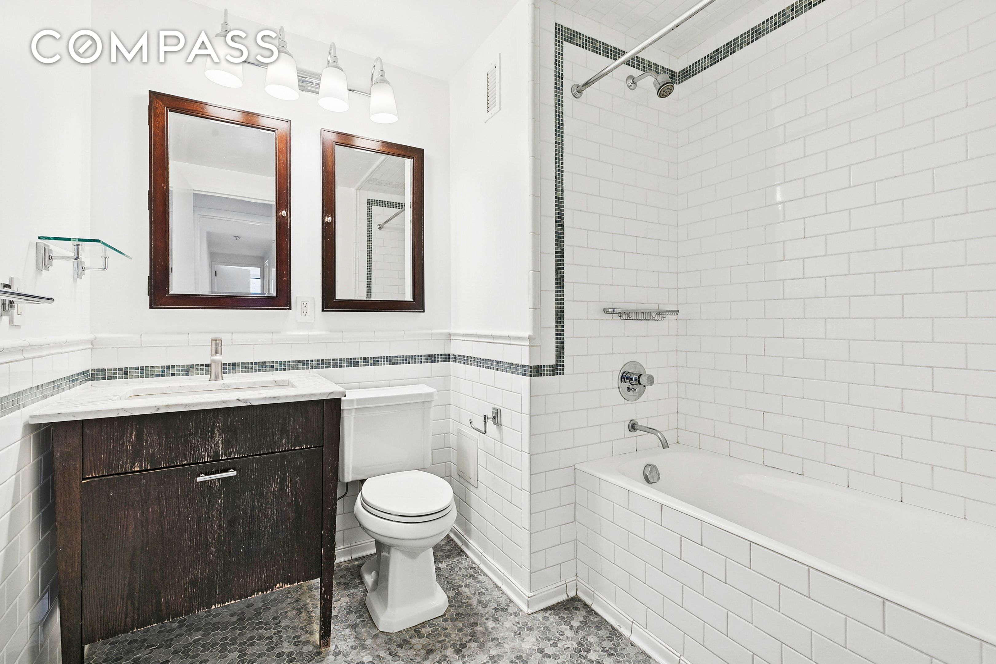#6 photo, 30 W 61st Street, Upper West Side , NY 10023