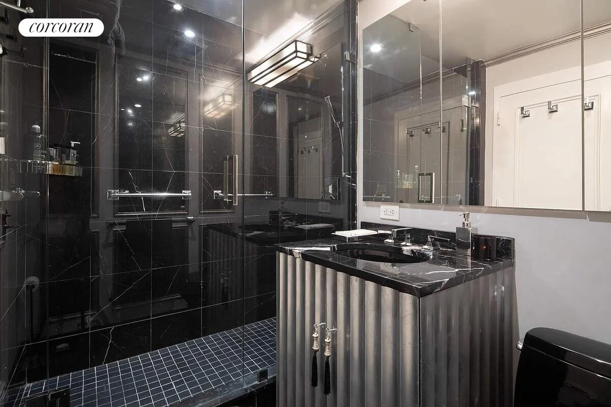 #12 photo, 40 E 61ST Street, Lenox Hill , NY 10065