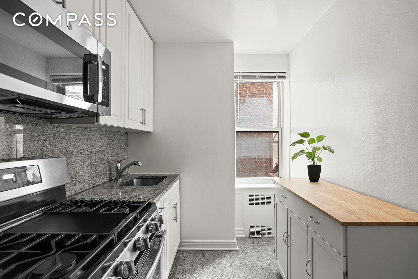 #4 photo, 33-16 82nd Street, Jackson Heights , NY 11372