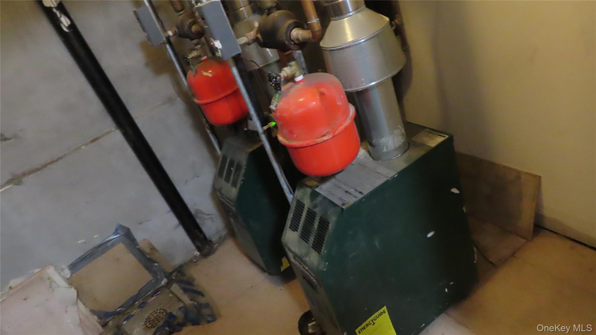 #7 photo, 108-23 44th Avenue, Corona , NY 11368