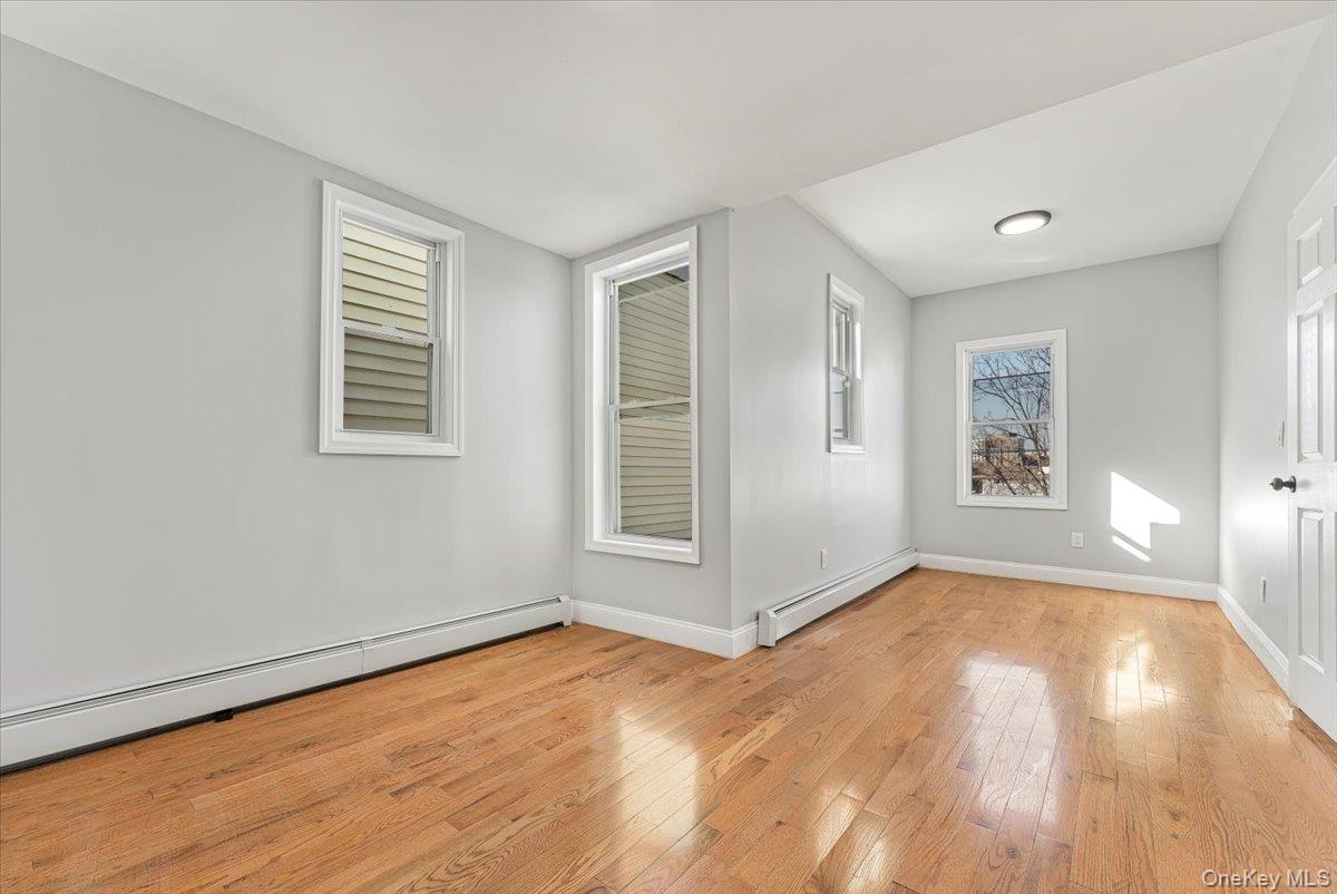 #12 photo, 2073 Bathgate Avenue, Bronx , NY 10457