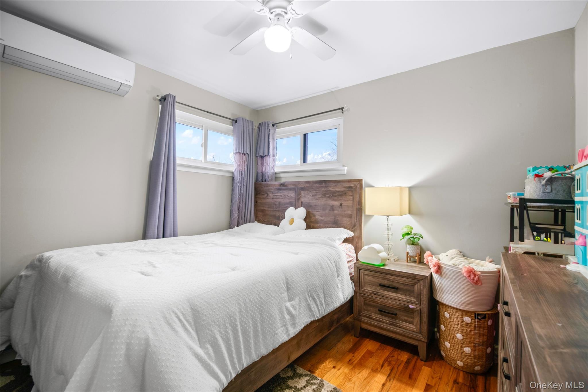 #19 photo, 113-34 Springfield Boulevard, Queens Village , NY 11429