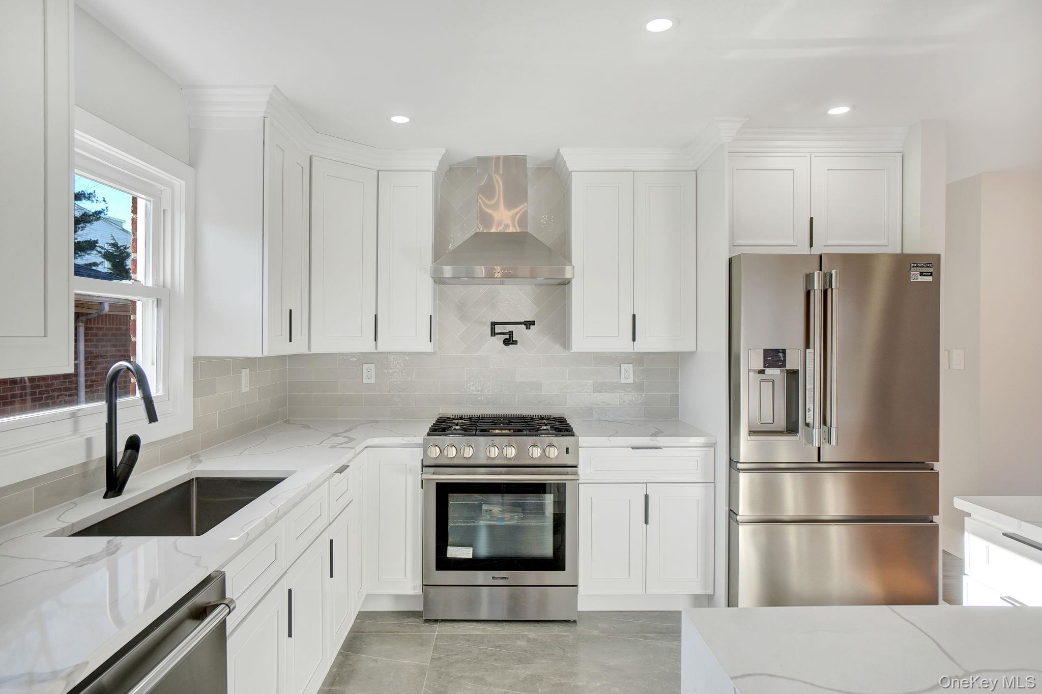 #11 photo, 7330 244th Street, Flushing , NY 11362