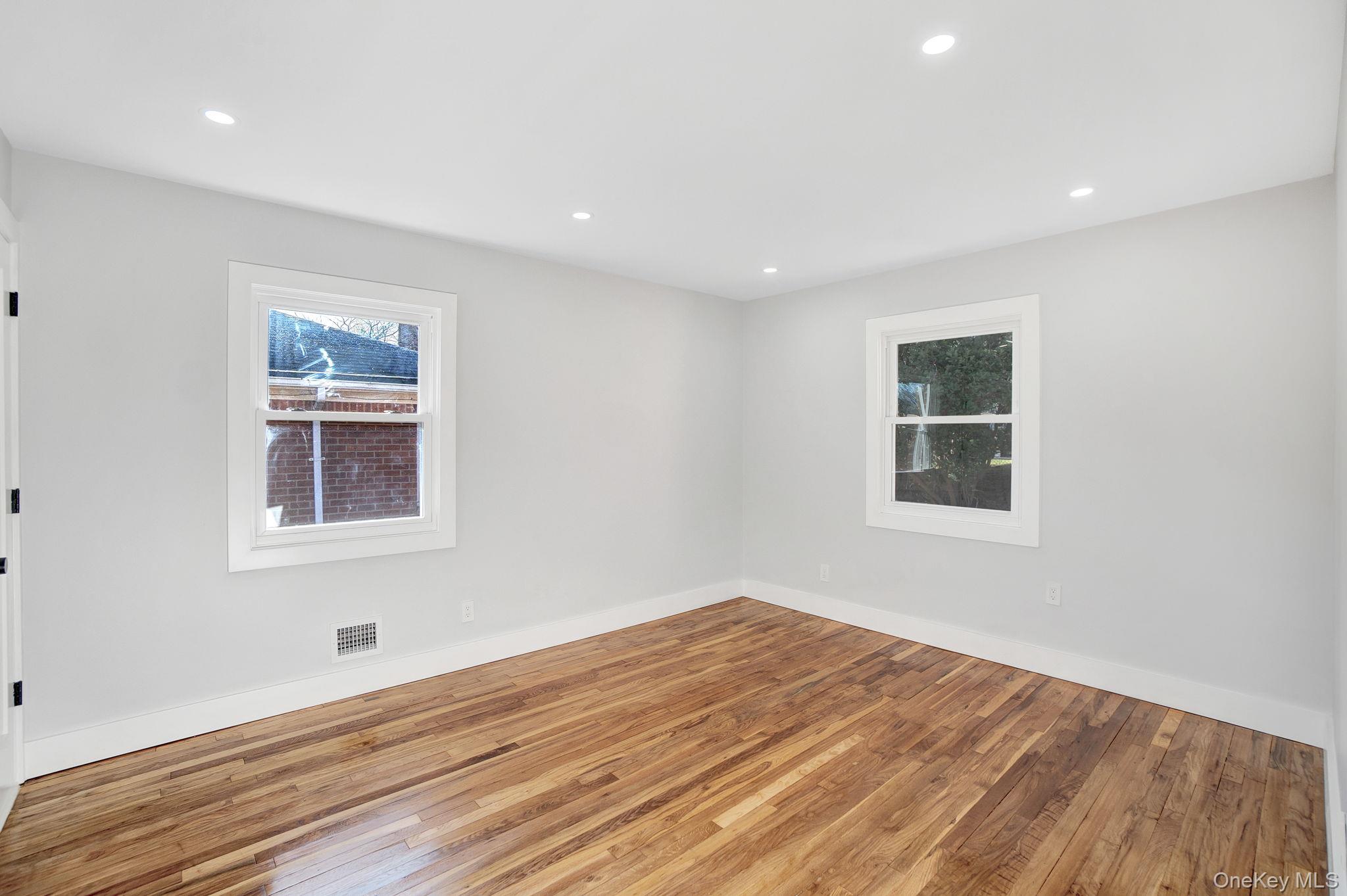 #14 photo, 7330 244th Street, Flushing , NY 11362