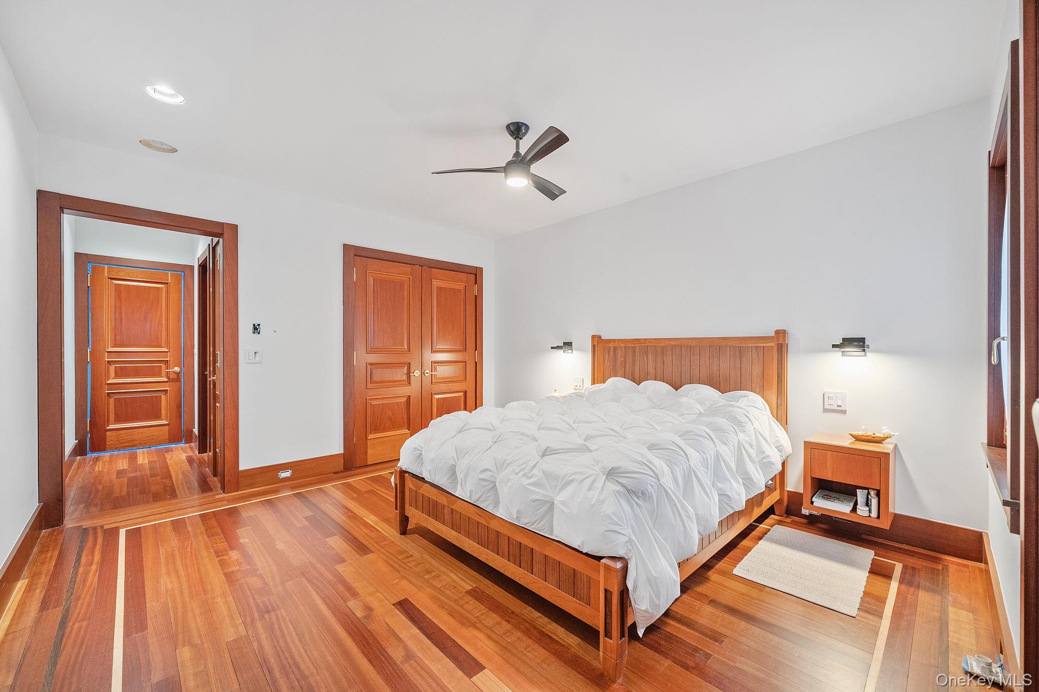 #17 photo, 181 Walnut Street, Lynbrook , NY 11563