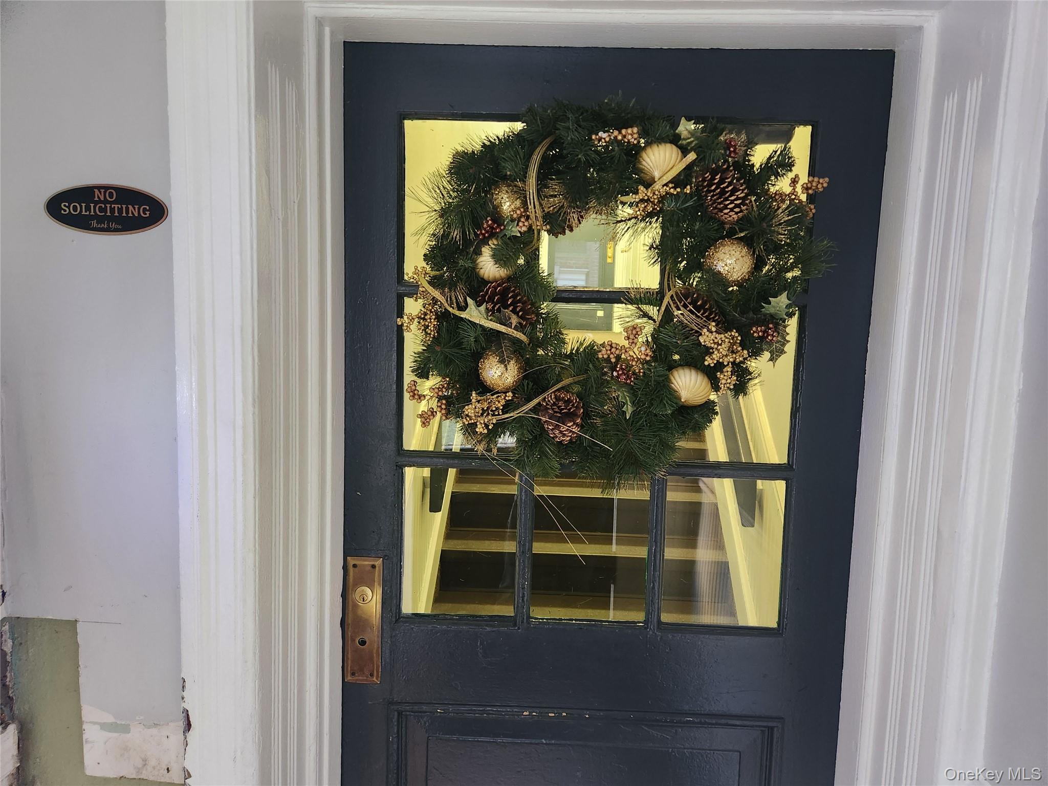 #5 photo, 30 Cathedral Avenue, Hempstead , NY 11550