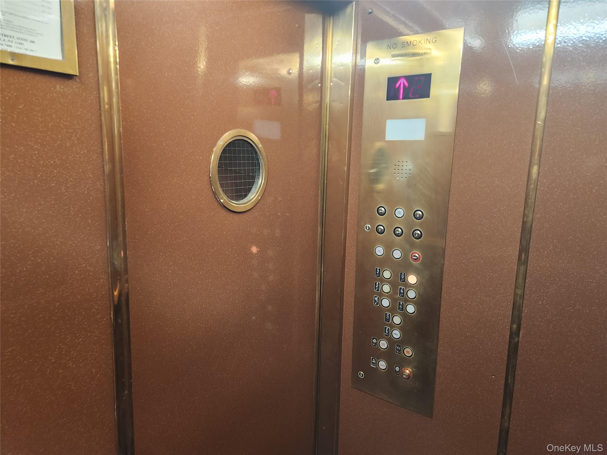 #7 photo, 30 Cathedral Avenue, Hempstead , NY 11550