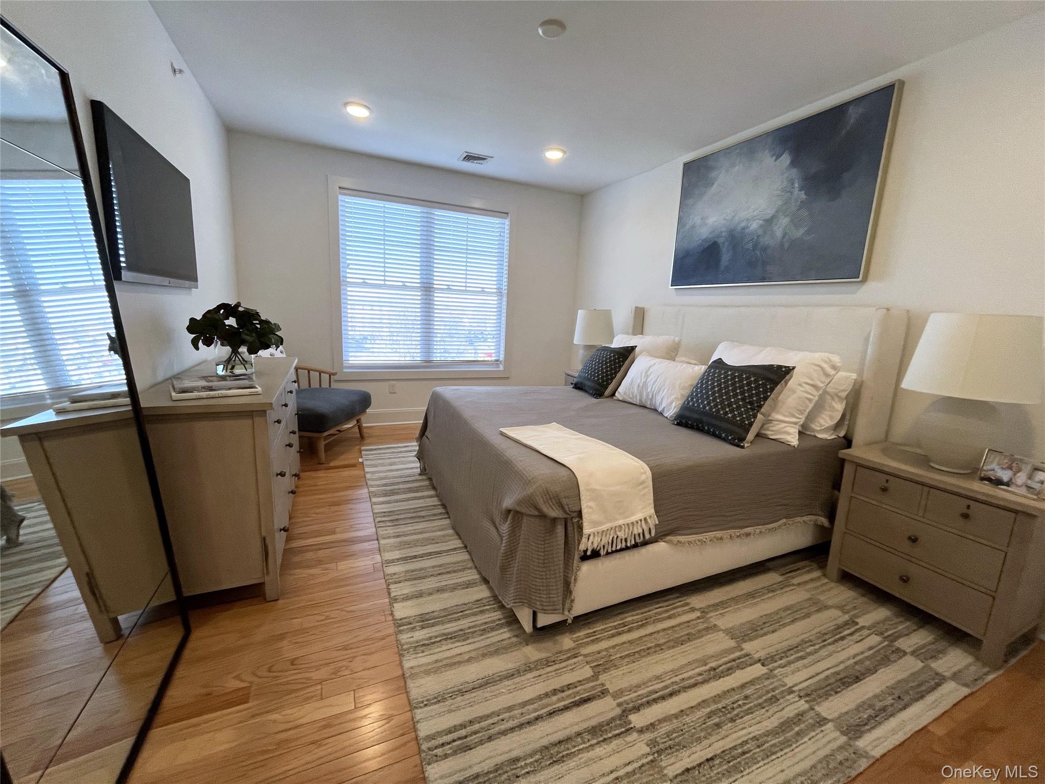 #3 photo, 535 Marina Pointe Drive, East Rockaway , NY 11518