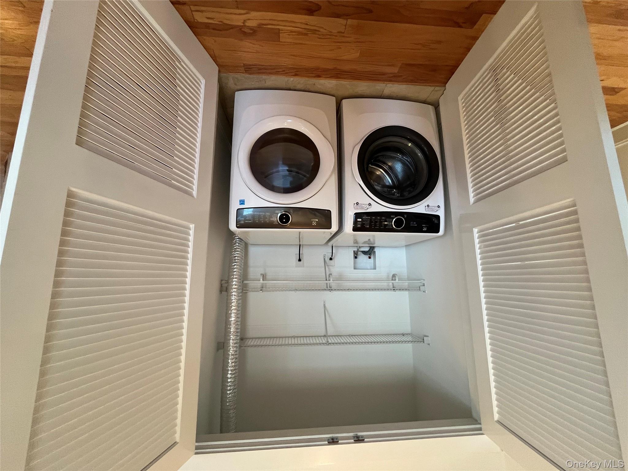 #7 photo, 535 Marina Pointe Drive, East Rockaway , NY 11518