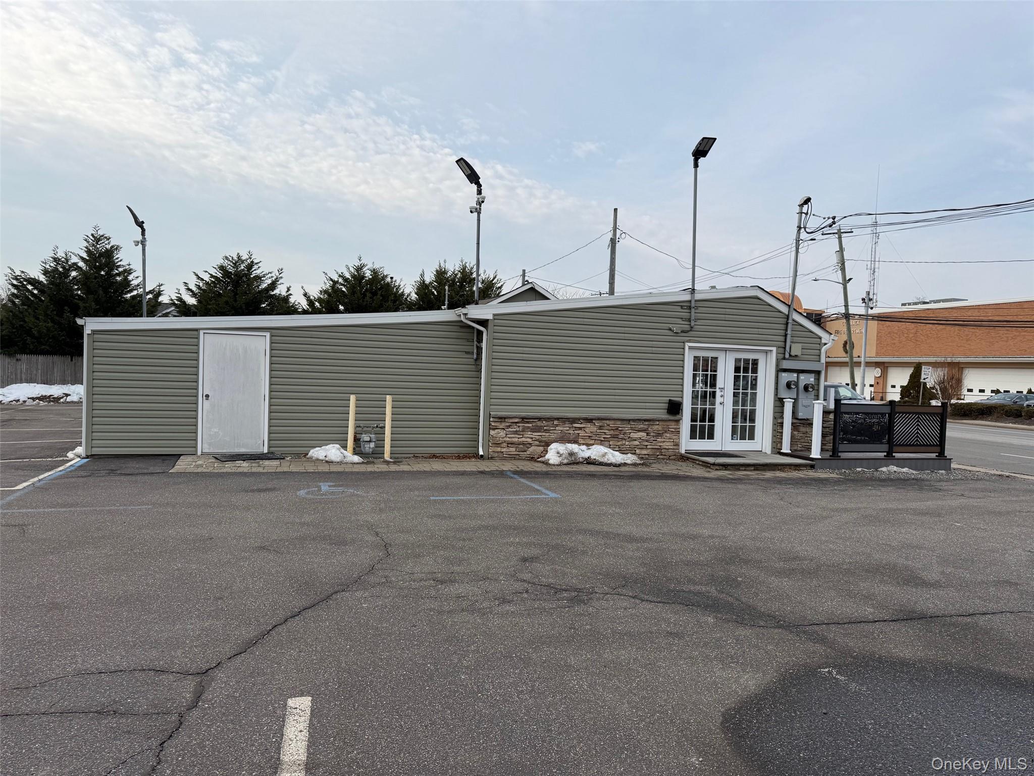 #4 photo, 6316-6318 Jericho Turnpike, सफ़ोक काउंटी Commack , NY 11725