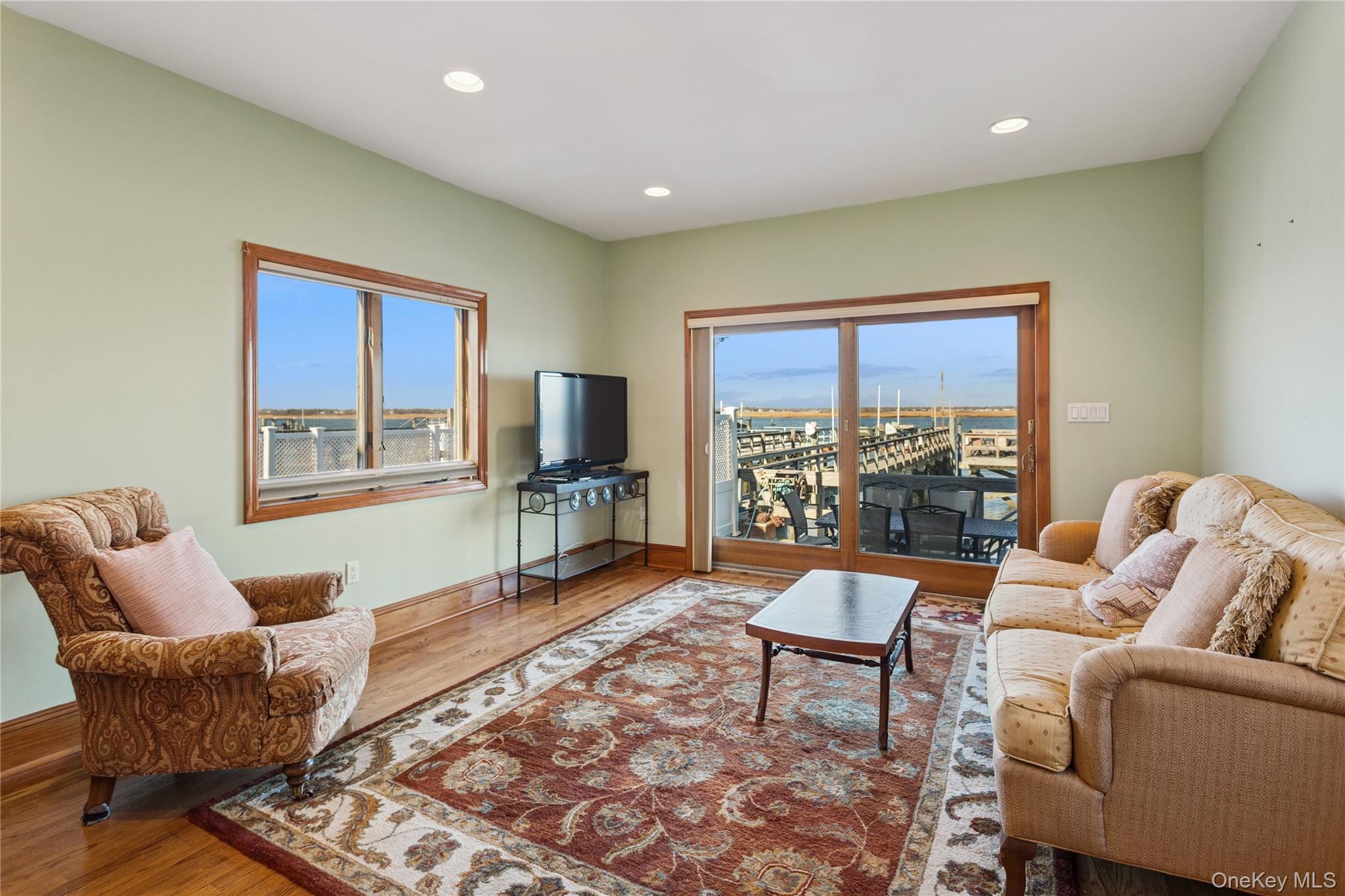 #10 photo, 991 W Park Avenue, Нассау ‖ Long Beach , NY 11561