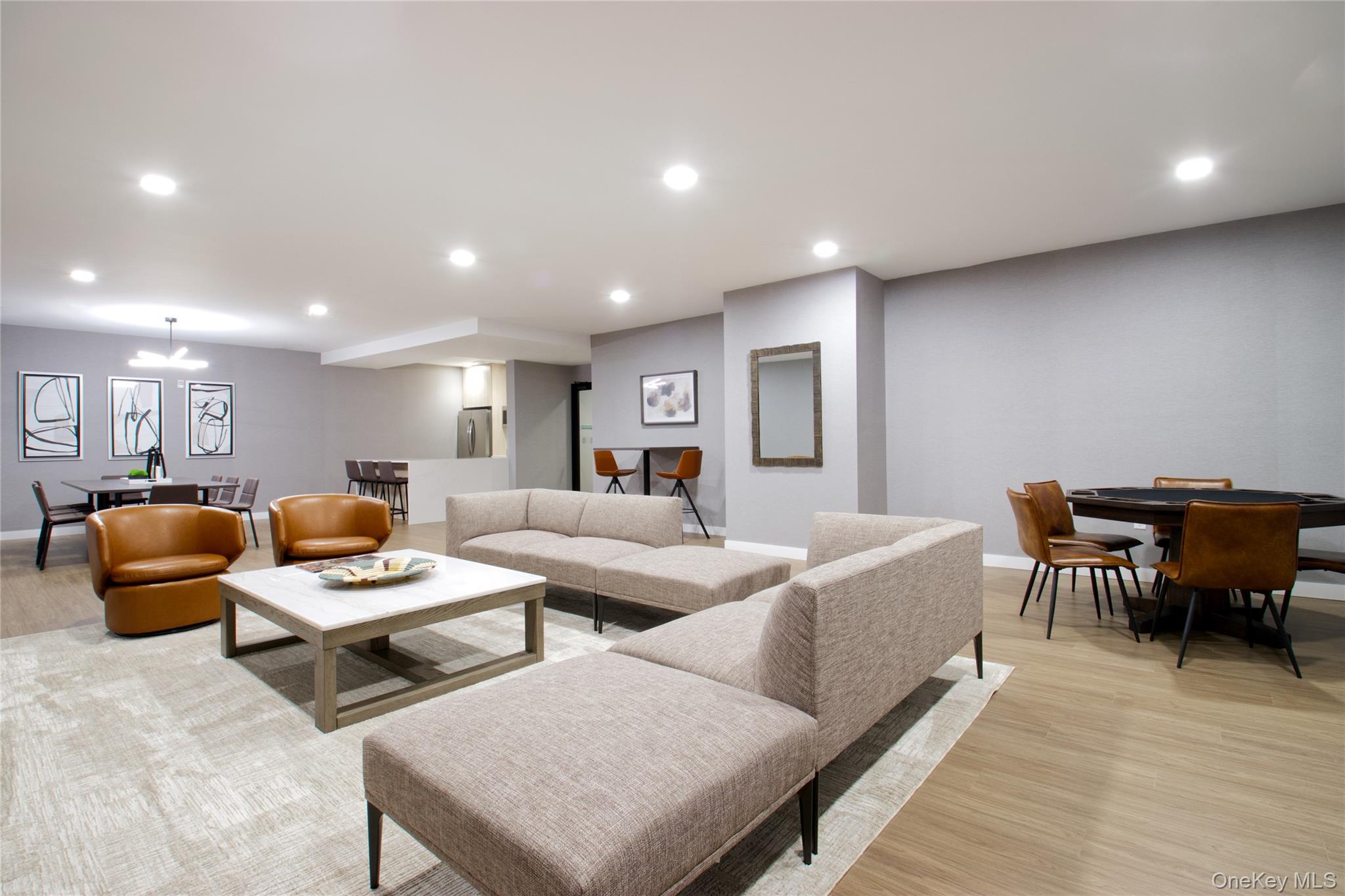 #13 photo, 333 Warner Avenue, Roslyn , NY 11576