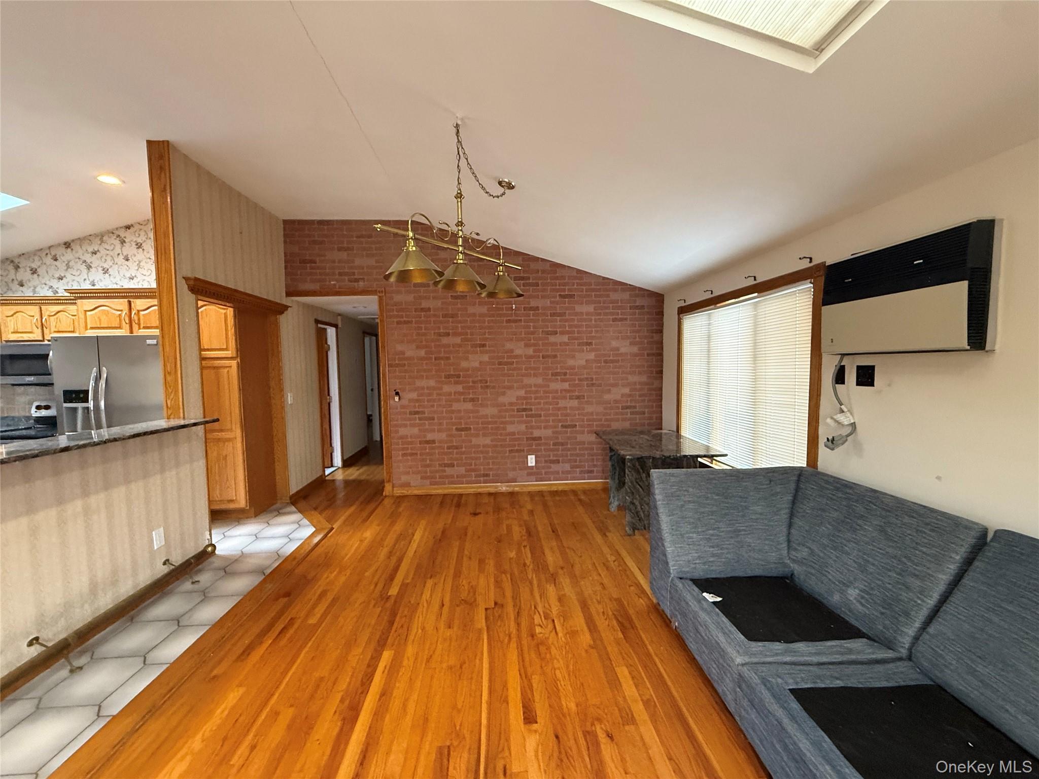 #11 photo, 2331 Neptune Avenue, Seaford , NY 11783