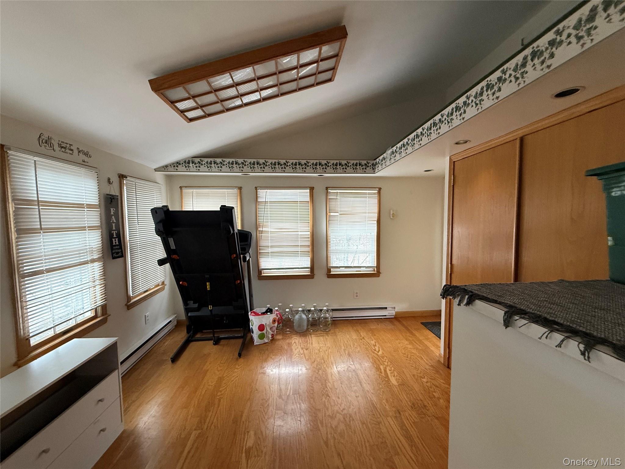 #14 photo, 2331 Neptune Avenue, Seaford , NY 11783