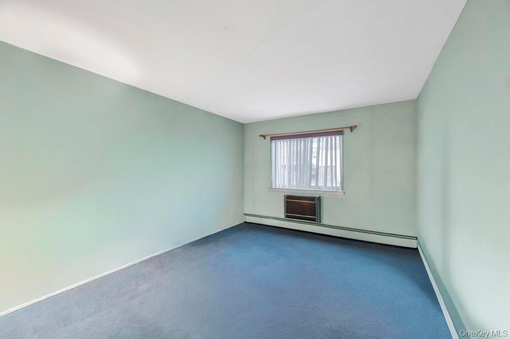 #19 photo, 40 Richmond Boulevard, Ronkonkoma , NY 11779