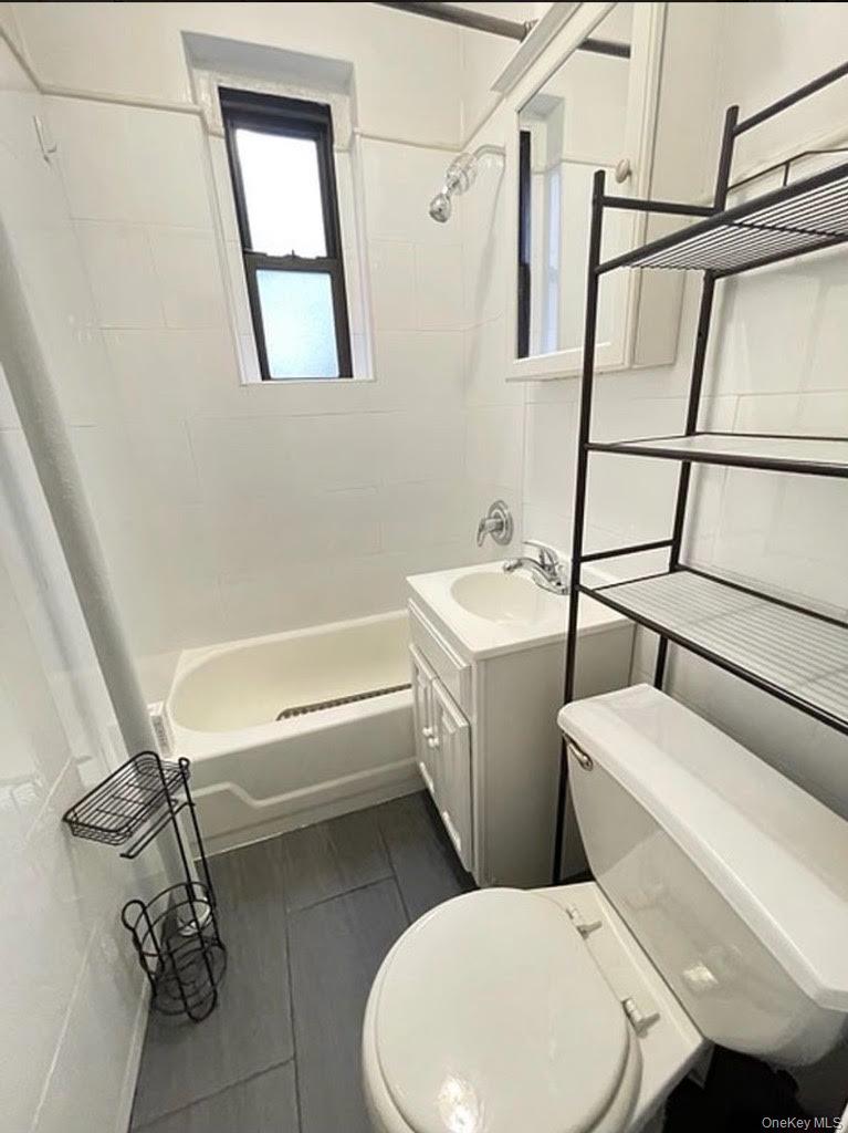 #7 photo, 21-06 35th Street, 皇后区 阿士多利亚 Astoria , NY 11105