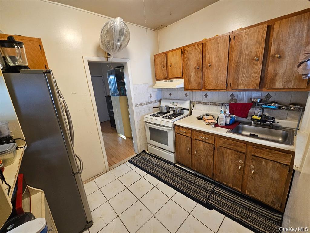 #8 photo, 13222 101st Avenue, Richmond Hill S. , NY 11419