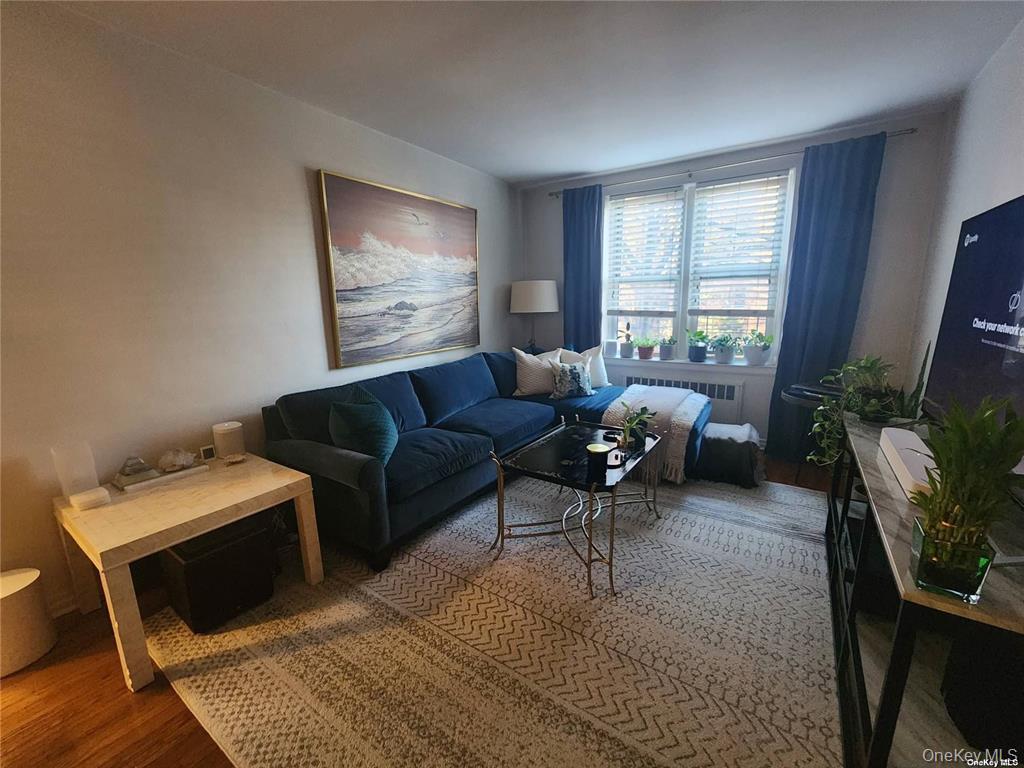 #5 photo, 120-10 85 Avenue, Kew Gardens , NY 11415