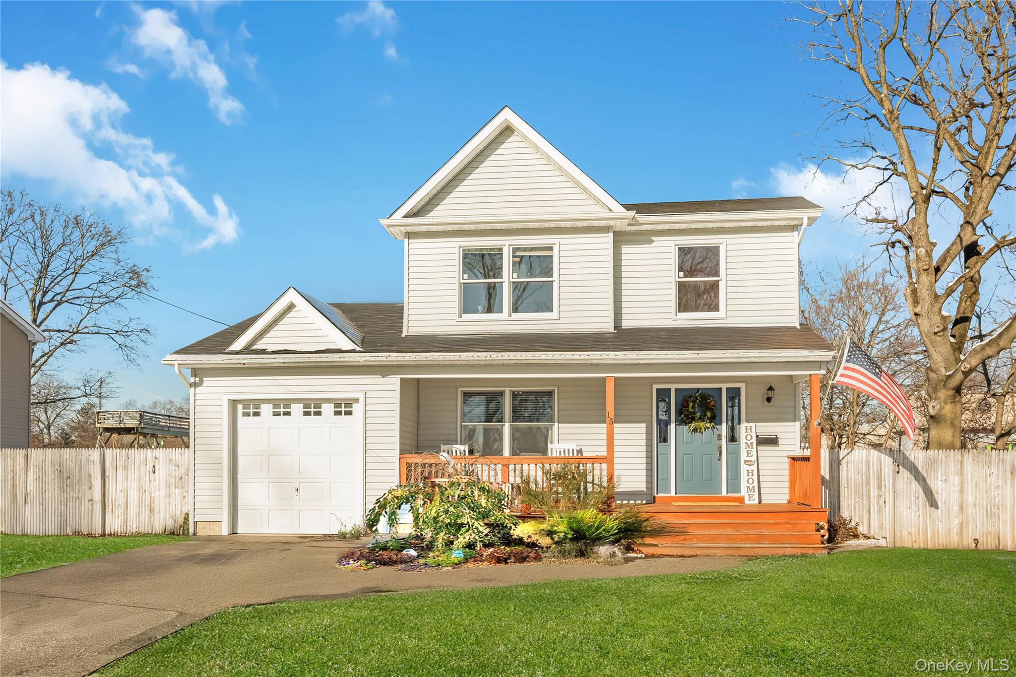 #1 photo, 15 Irving Place, Саффолк ‖ Islip Terrace , NY 11752