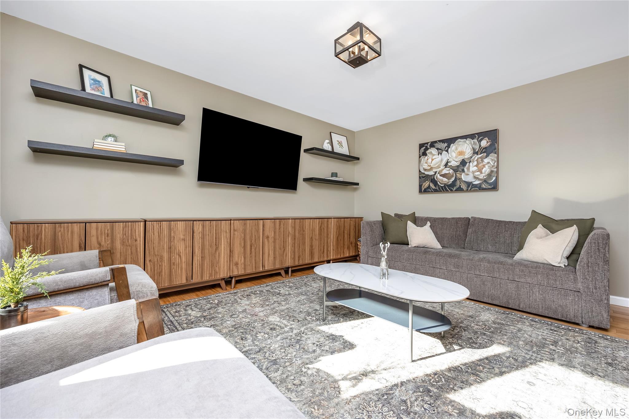 #5 photo, 15 Irving Place, Саффолк ‖ Islip Terrace , NY 11752