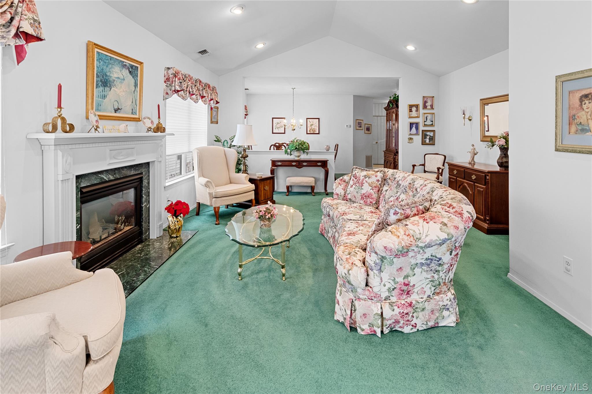 #19 photo, 50 Perri Circle, سوفولك Middle Island , NY 11953