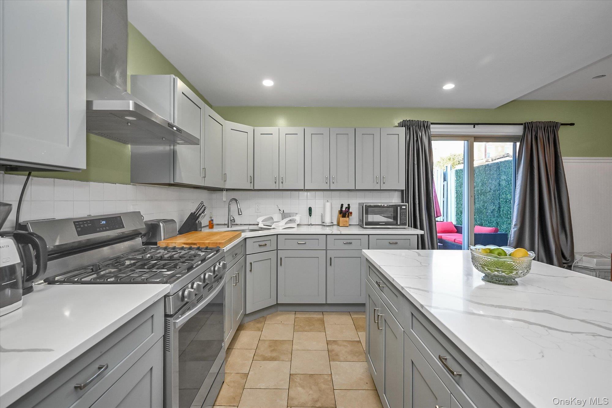 #9 photo, 6925 59th Road, Куинс ‖ Maspeth , NY 11378