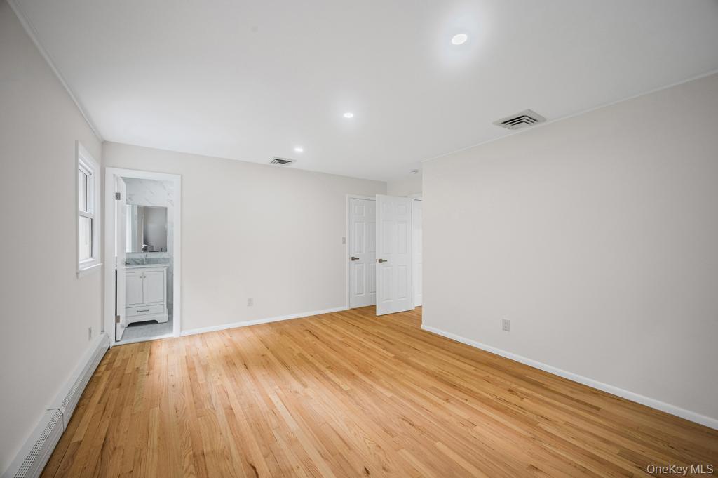 #12 photo, 26 Ravine Road, Great Neck , NY 11023