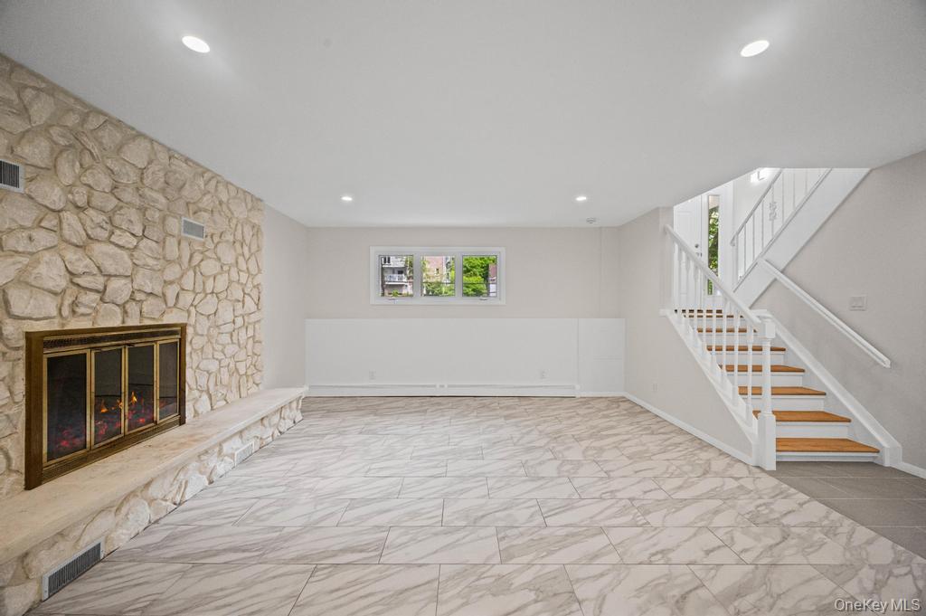 #19 photo, 26 Ravine Road, Great Neck , NY 11023