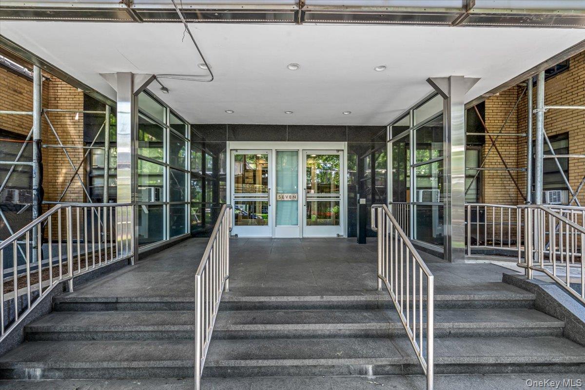 #20 photo, 7 Fordham Hill Ova, Bronx , NY 10468