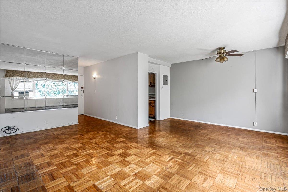 #9 photo, 7 Fordham Hill Ova, Bronx , NY 10468