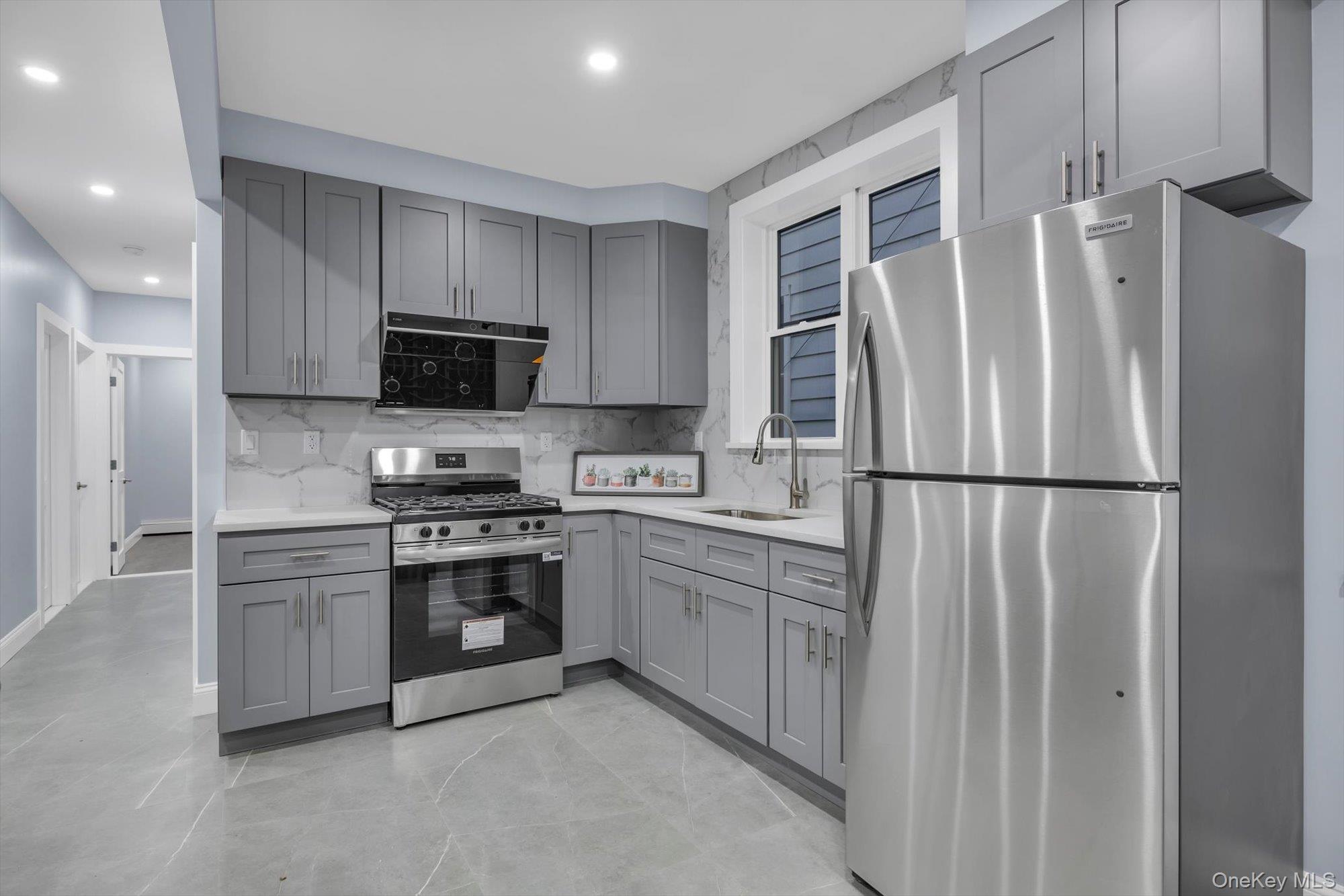 #15 photo, 9214 88th Avenue, קווינס Woodhaven , NY 11421