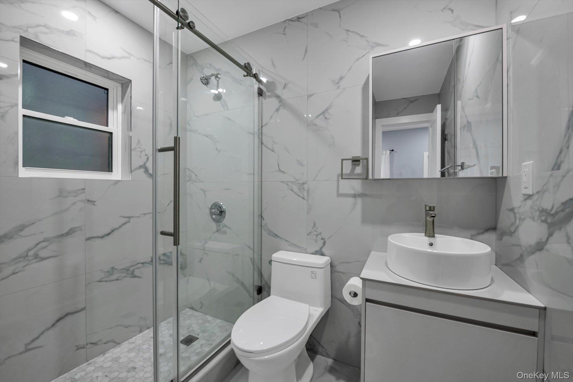 #8 photo, 9214 88th Avenue, קווינס Woodhaven , NY 11421