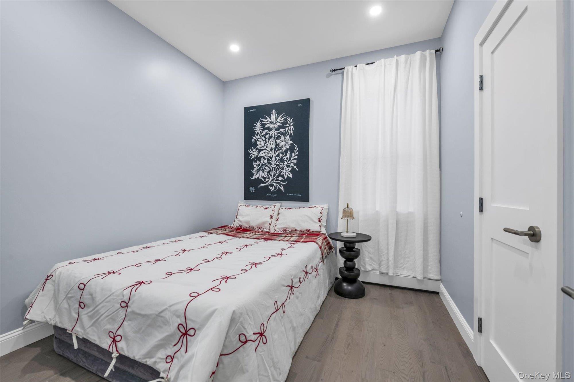 #9 photo, 9214 88th Avenue, קווינס Woodhaven , NY 11421