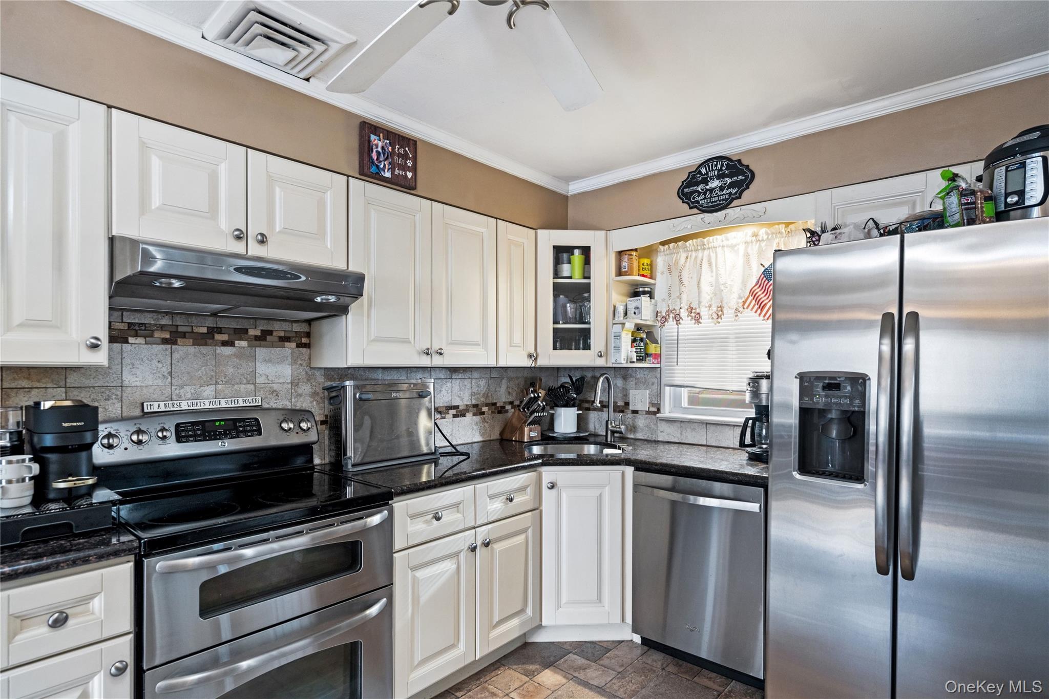 #10 photo, 40 Belmont Boulevard, Elmont , NY 11003