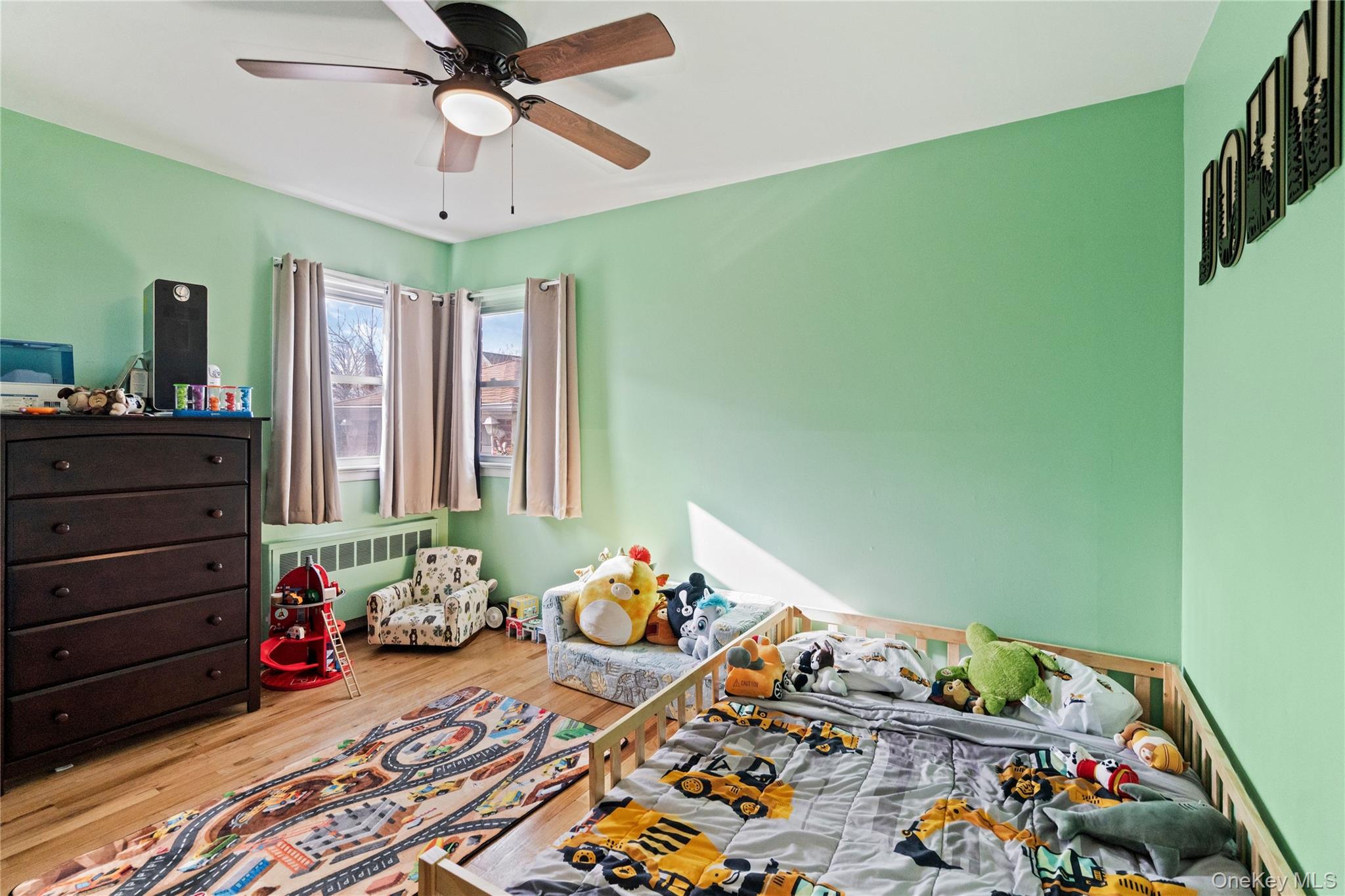 #14 photo, 40 Belmont Boulevard, Elmont , NY 11003