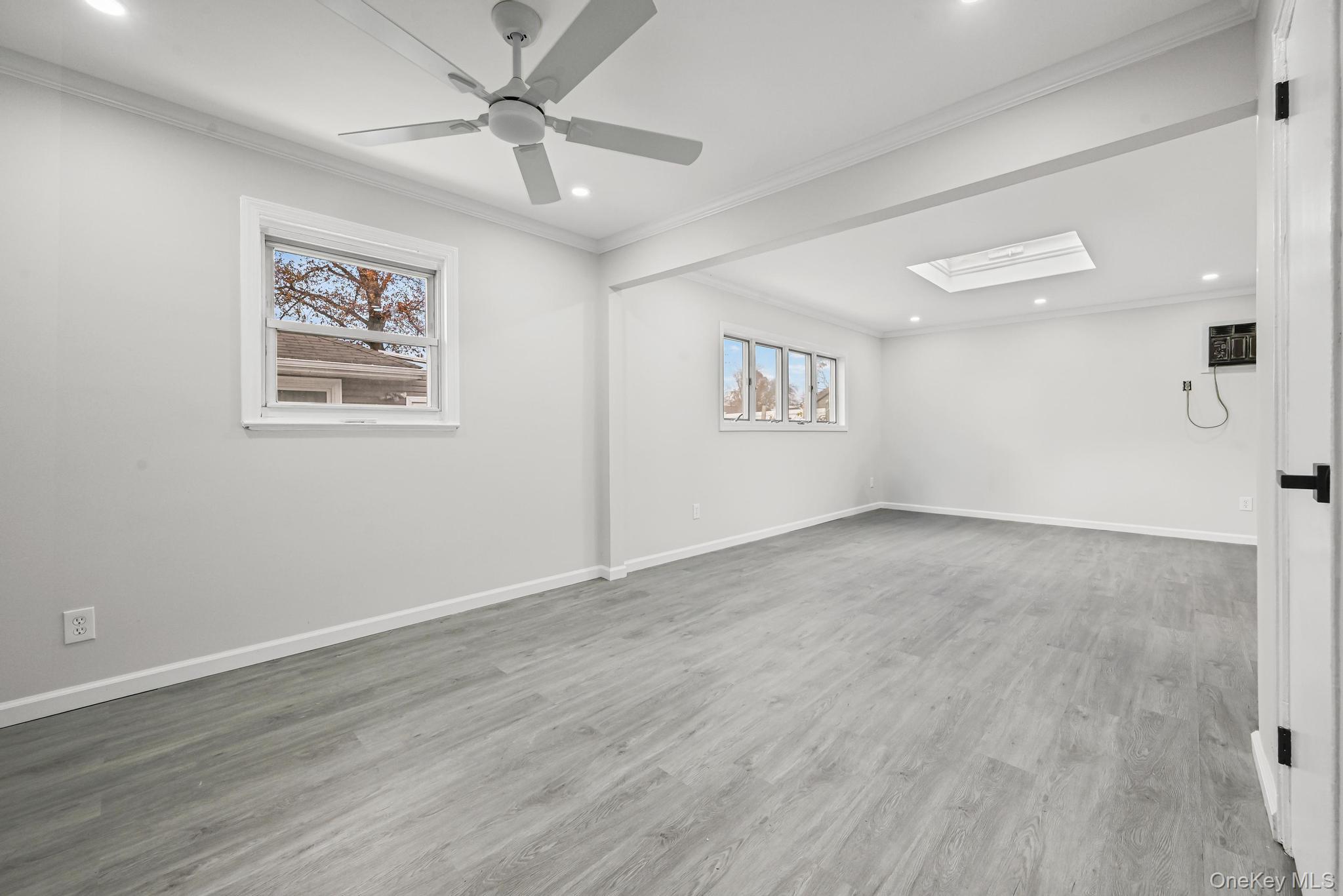 #16 photo, 312 Coventry Road, West Hempstead , NY 11552