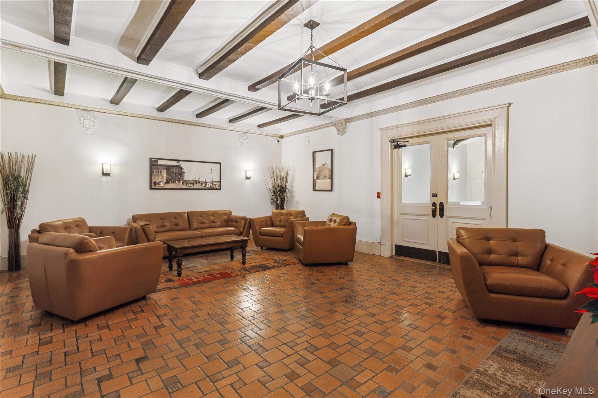 #2 photo, 310 Riverside Boulevard, Long Beach , NY 11561