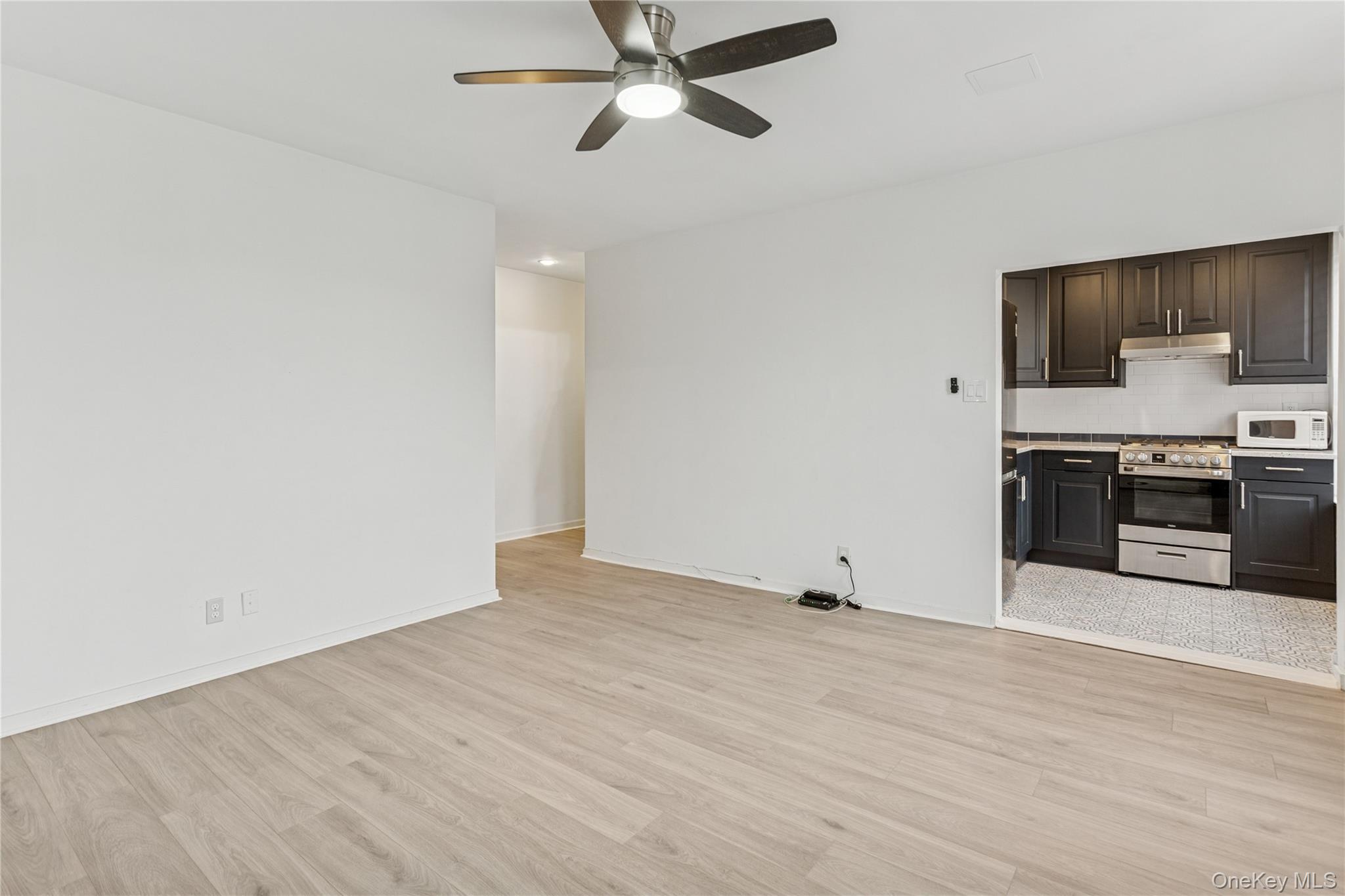 #7 photo, 310 Riverside Boulevard, Long Beach , NY 11561