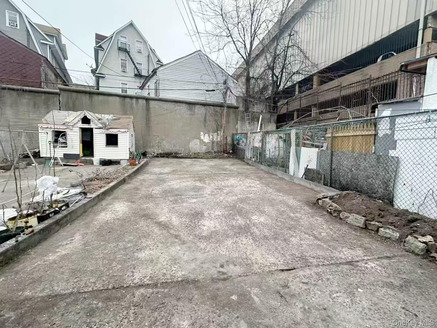 #11 photo, 16015 Hillside Avenue, Куинс ‖ Jamaica Hills , NY 11432