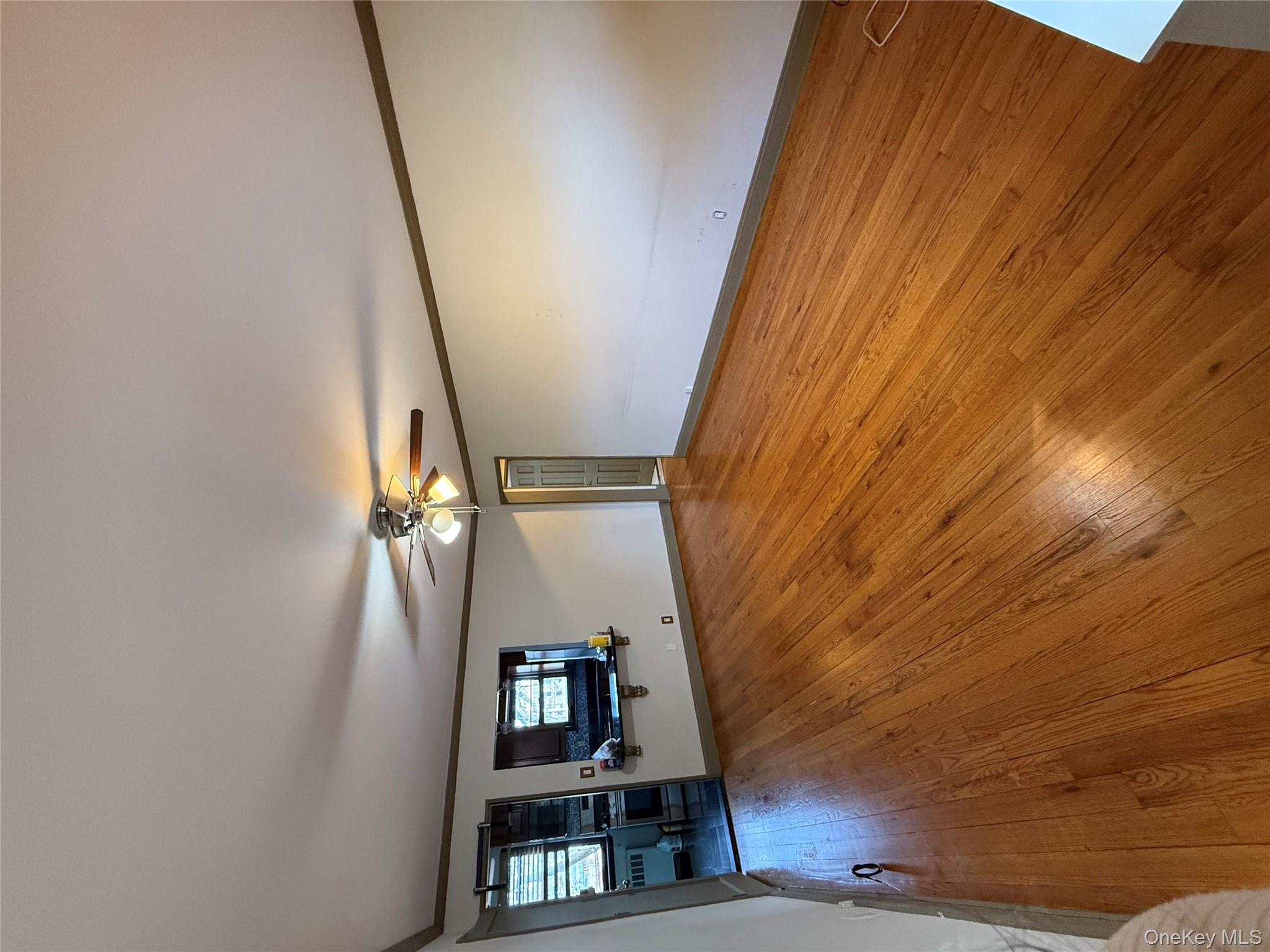 #7 photo, 40 Terrace Circle, Great Neck , NY 11021