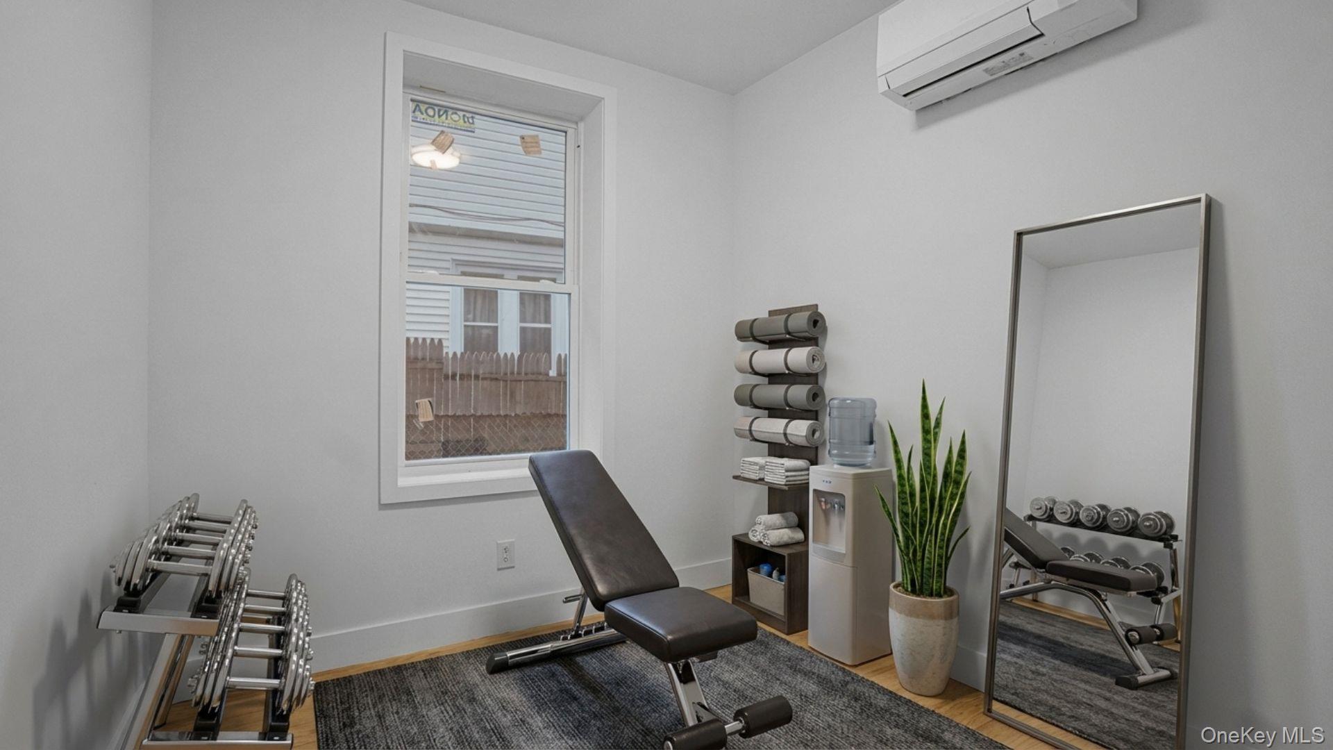 #7 photo, 679 E 221st Street, Bronx , NY 10467