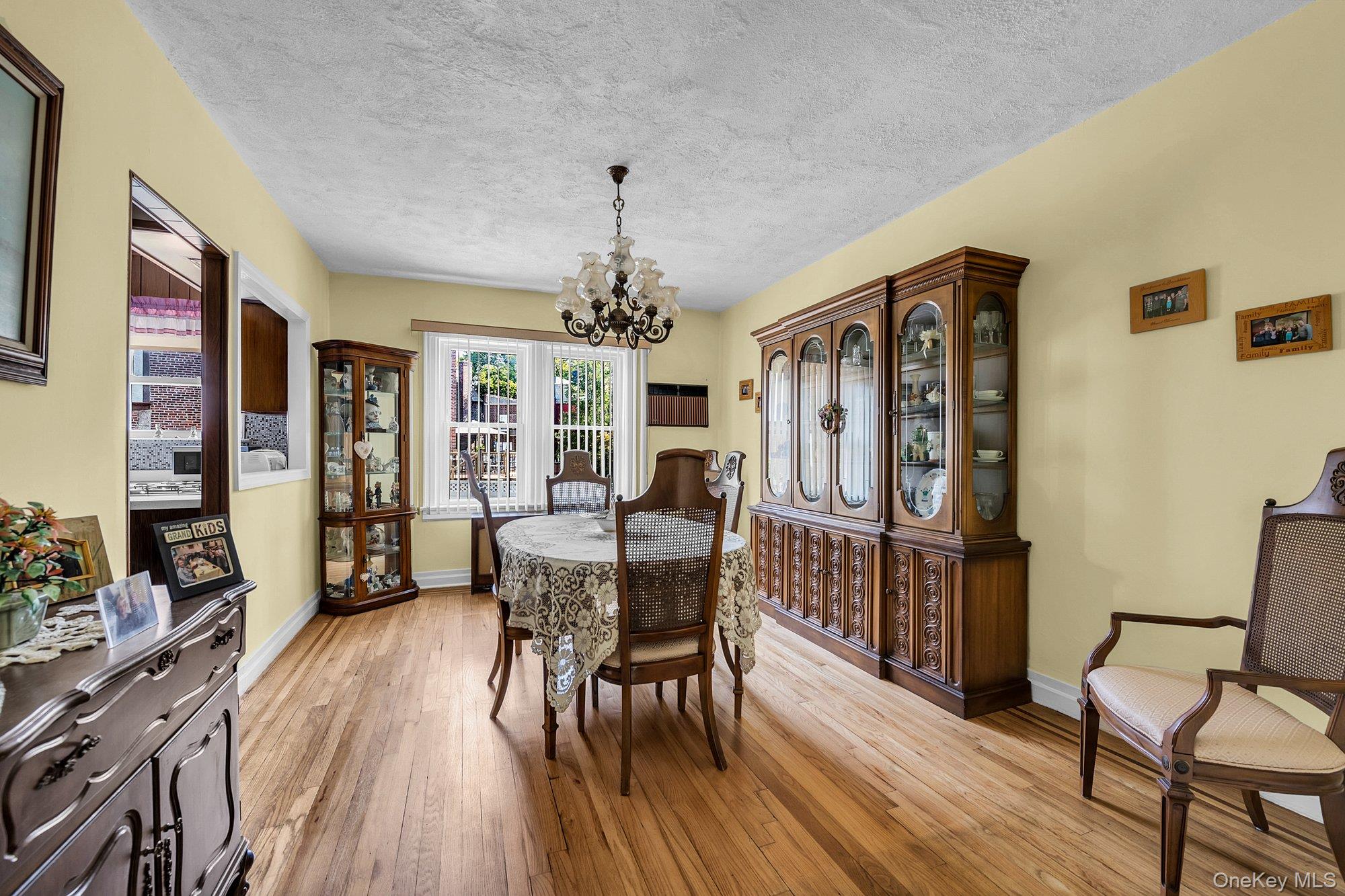 #5 photo, 1832 Narragansett Avenue Avenue, Bronx , NY 10461