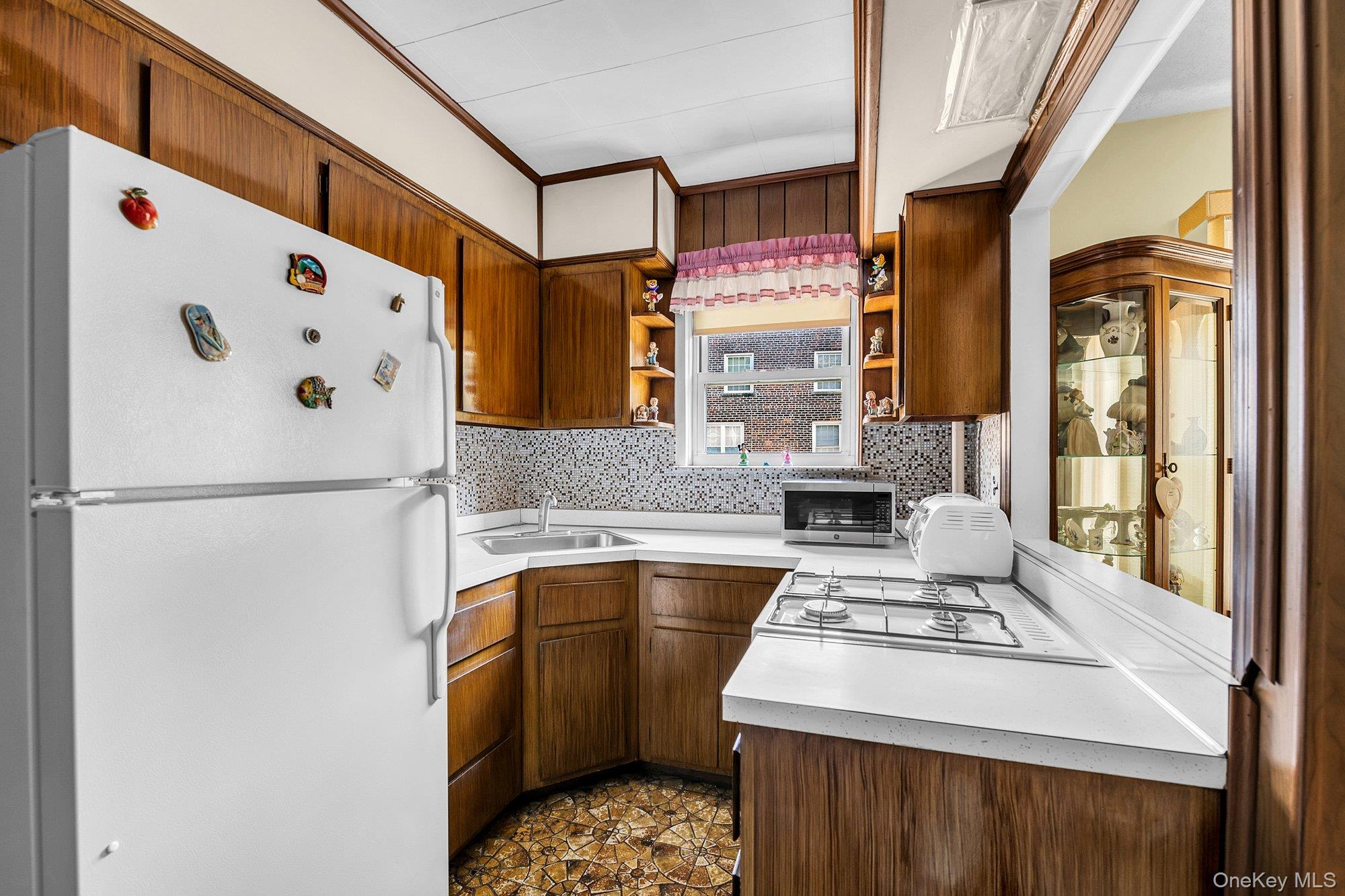 #7 photo, 1832 Narragansett Avenue Avenue, Bronx , NY 10461