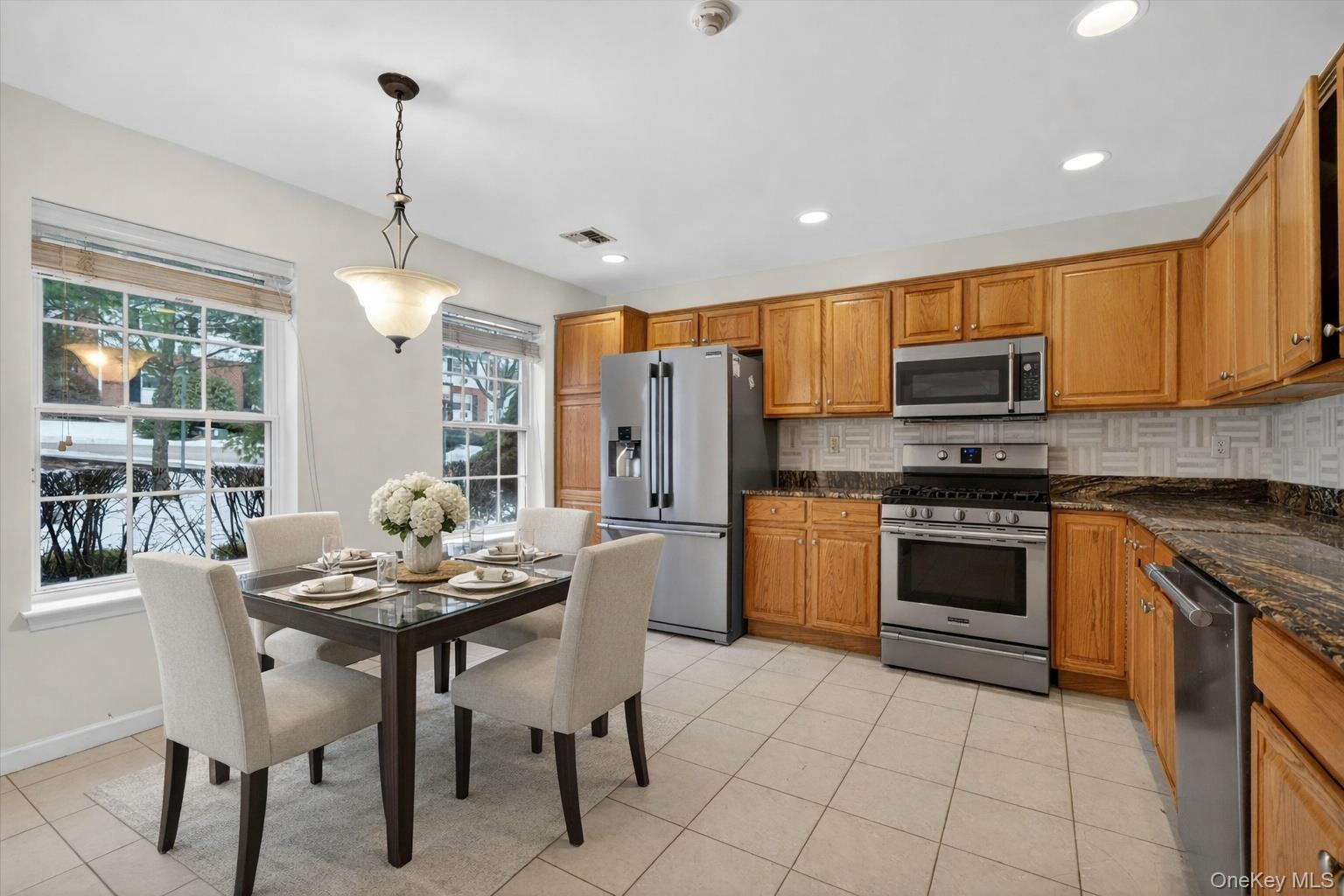 #8 photo, 77 Jamie Court, Suffern , NY 10901